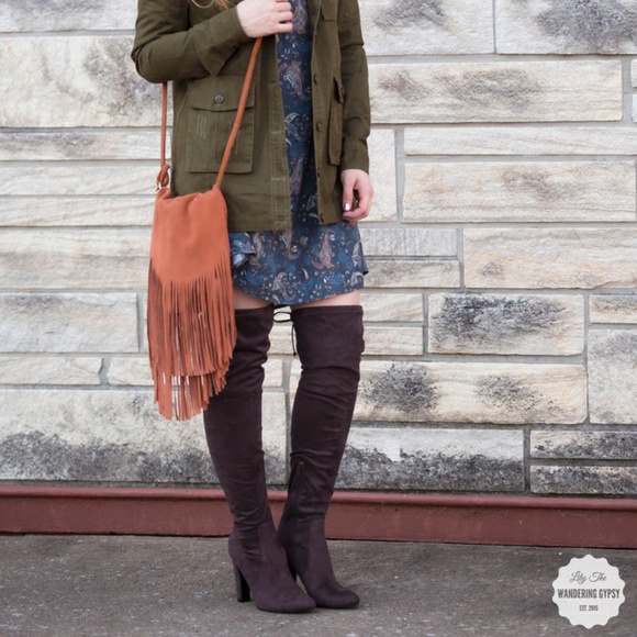 LAST PAIR ✨  THIGH HIGH BOOTS - Picture 2 of 5